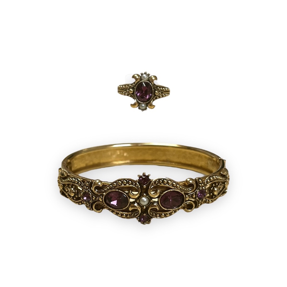 ✧ Avon vintage bracelet + ring set
